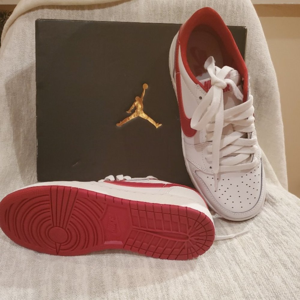 Air Jordan 1 Retro Low OG